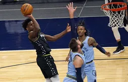 Anthony Edwards inscrit déjà son nom aux côtés des plus grands !