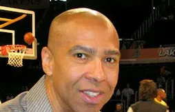 Interview Mychal Thompson : “Magic Johnson reste le meilleur joueur de l’histoire des Lakers”