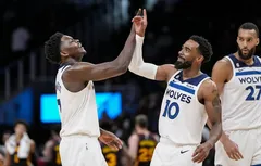 Mike Conley impressionné par le leadership d’Anthony Edwards
