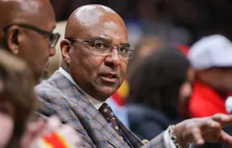 Le président des Hornets quitte son poste pour raison de santé