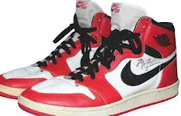 Enchères : qui veut les Air Jordan du All-Star game 1985 portées par Michael Jordan ?