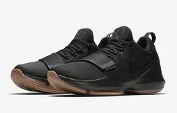 Nike : sobriété totale pour la PG1 Black Gum