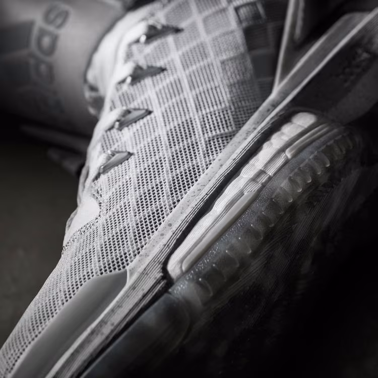 derrick-rose-6-shoe-adidas-017