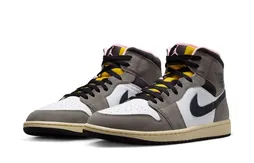 La Air Jordan 1 Mid « Cave Stone » fait un clin d’oeil au Quai 54