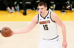 Pour ses premiers playoffs, Nikola Jokic s’est invité parmi les plus grands