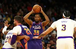 Le cinq majeur des Suns fait exploser les Lakers