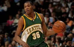 Kevin Durant de retour à Seattle pour la pré-saison
