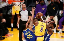 Présaison | L’équipe B des Warriors domine le “Big Three” des Lakers