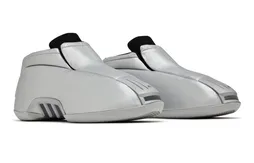 Dernier modèle adidas porté par Kobe Bryant, la Crazy 2 est de retour