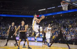 Les “Splash Brothers” balaient les Clippers