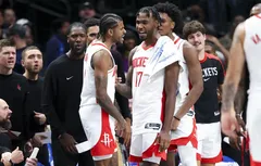 Tari Eason soulagé d’être prolongé avec les autres jeunes Rockets