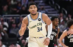 Giannis Antetokounmpo suit le rythme des plus grands