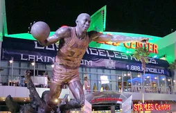 Ils mériteraient aussi une statue !