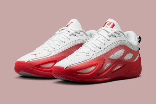 Un coloris « Desert Berry » pour la Jordan Heir Series 2