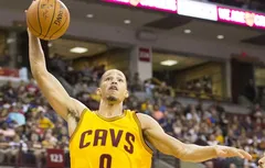 Jared Cunningham file en Chine