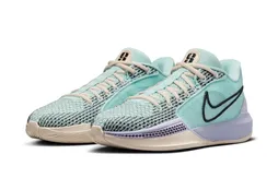 Une Sabrina 1 aux couleurs du New York Liberty