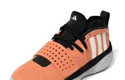 Un coloris « March Madness » pour la Dame 8 EXTPLY