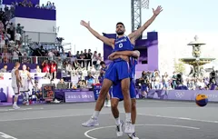 Sur la place de la Concorde, les Bleus du 3×3 ont trouvé leur public