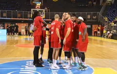 Patrick Beverley donne du fil à retordre à son coach