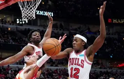 Ayo Dosunmu en mission défensive sur Trae Young