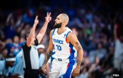 Vincent Collet juge “inacceptables” les critiques d’Evan Fournier