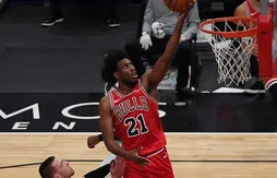 Billy Donovan aimerait économiser Thaddeus Young