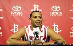 Chuck Hayes, le « Muggsy Bogues des pivots »