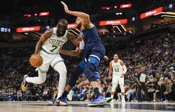 Rudy Gobert et les Wolves frustrés contre les arbitres