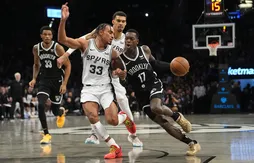 Dès sa première avec les Nets, Dennis Schroder fait des misères aux Spurs de Victor Wembanyama