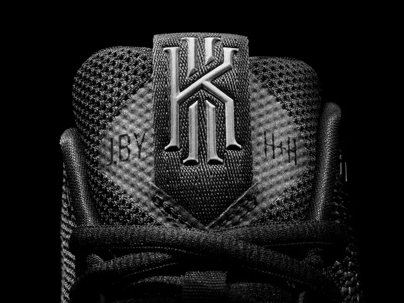 16-400_nike_kyrie_tongue-01_64854