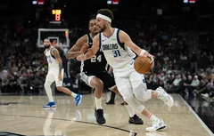 Klay Thompson : “On était tellement petit qu’on aurait dit un match de lycée”