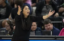 La coach des Valkyries en colère contre l’arbitrage