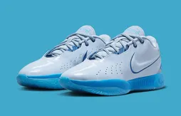 La LeBron 21 « Blue Diver » sort de l’eau