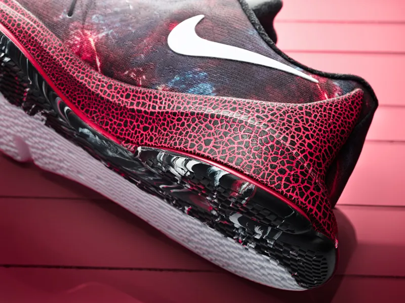 15-600_Nike_Holiday_KD_7_Detail_A-01_50822