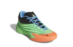 Drôle de timing pour la sortie de la Dame 10