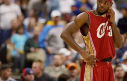 Il y a 17 ans, LeBron James compilait un triple-double pour son premier match en playoffs