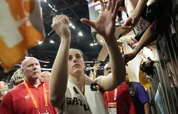 Soir après soir, Caitlin Clark attire encore les foules