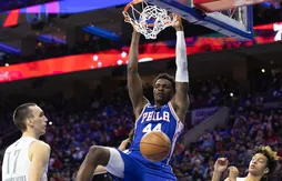 Les Sixers garantissent le contrat de Paul Reed