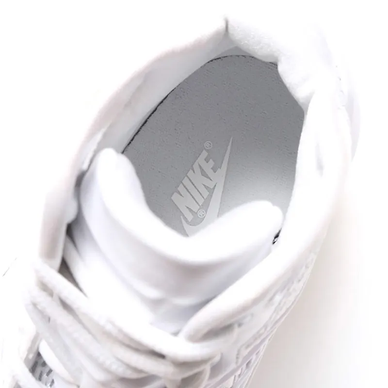 Nike-Hyperdunk-Lux-20