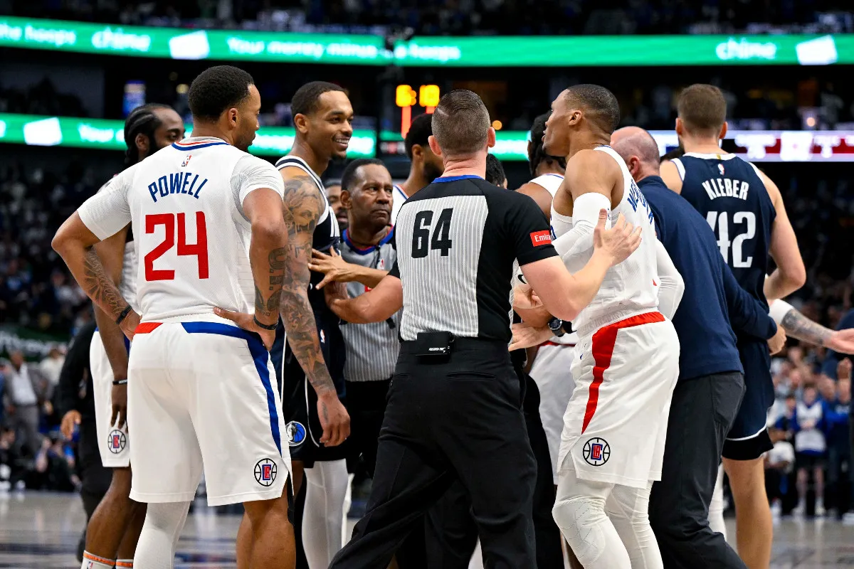 Russell Westbrook expulsé