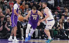 Luka Doncic fait la totale au Jazz !
