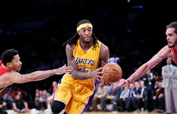 Les Lakers ne conservent pas Jordan Hill
