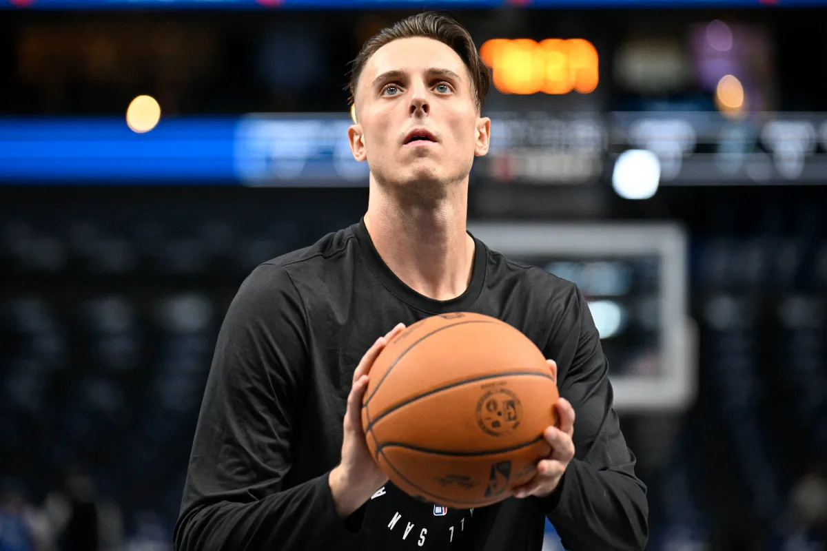 Zach Collins