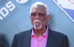 Covid-19 : Bill Russell prend sa vaccination avec humour