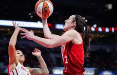 Caitlin Clark ménagée après un nouveau problème au dos