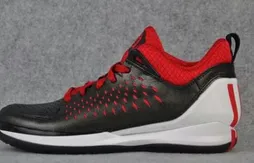 Adidas : la Rose 3 “Low” en détail et en deux coloris