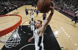 Gregg Popovich fait confiance à Donatas Motiejunas