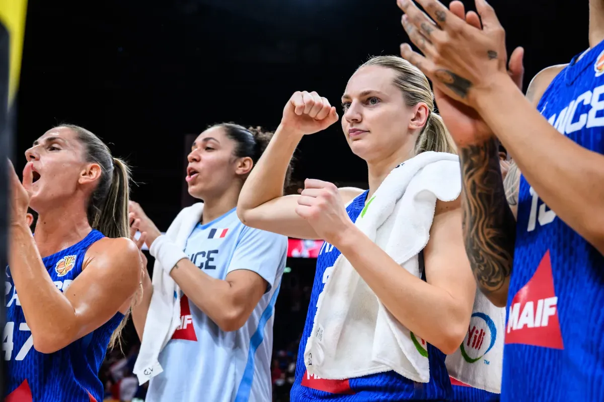 Les Bleues écrasent la Hongrie pour lancer leur Mondial !