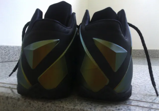 Nike LeBron 11