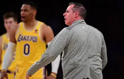 Les Lakers continuent de plonger